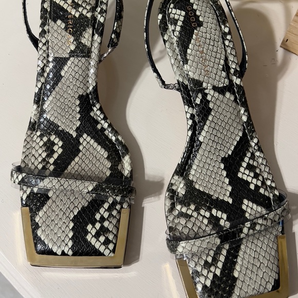 Good American size 7 sling back kitten heel - Picture 1 of 7